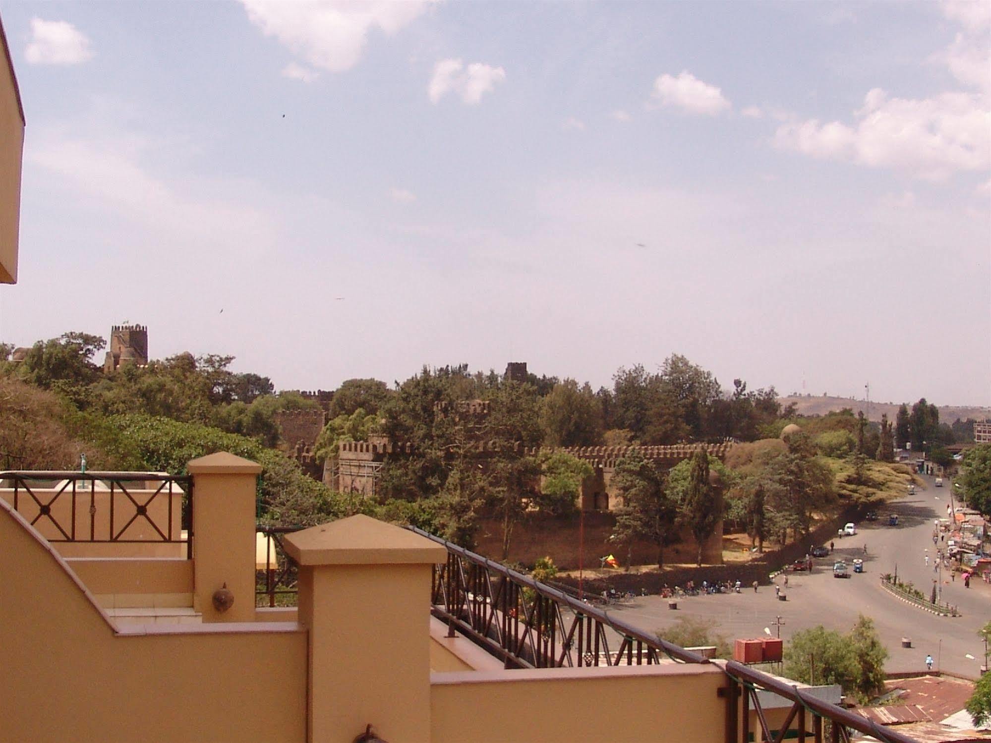 Taye Belay Hotel Gondar Exterior foto