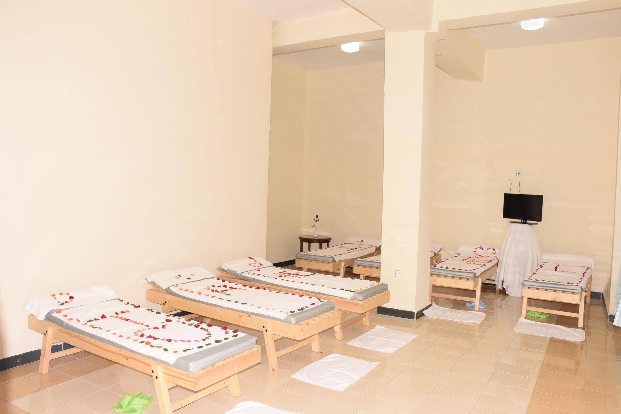 Taye Belay Hotel Gondar Exterior foto